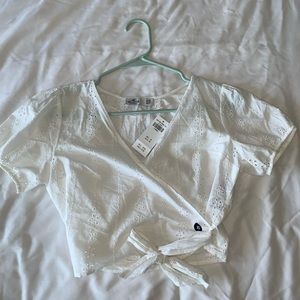 Hollister White Wrap Around Top size XS brand new
